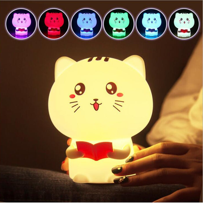 Veilleuse Chat 7 Couleurs LED USB 12x14 CM : Une ambiance lumineuse et féline