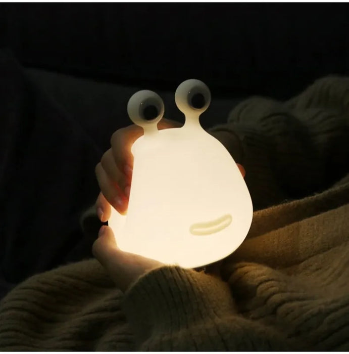 Dessin animé limace LED veilleuse chambre dormir Protection des yeux Silicone chevet lampadaires bébé alimentation table lampe chambre décor jouets