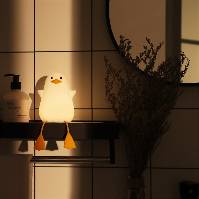 Lampe de Chevet Enfant Pingouin : Une Lumière Amusante pour Égayer la Chambre de Votre Enfant