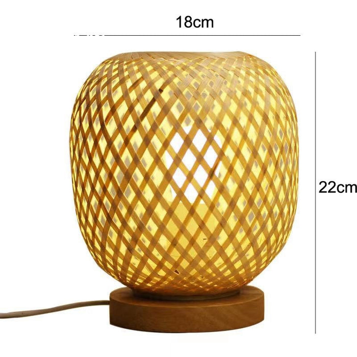 Lampe de Chevet Rotin Tricotée 10x22 CM : Ajoutez une Touche Naturelle et Chaleureuse à votre Espace de Nuit