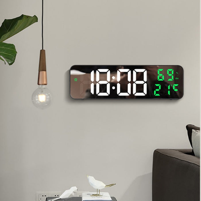 Horloge Murale Digitale avec Affichage de la Température LED : Un Accessoire Fonctionnel et Moderne