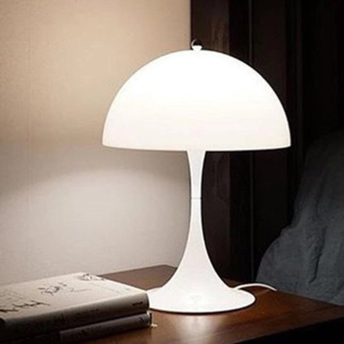 Lampe de Chevet Blanche 23x30 CM : Élégance et Simplicité pour Votre Espace de Nuit
