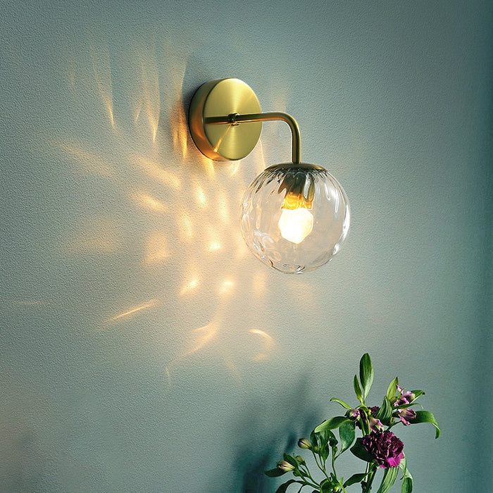 Lampe de Chevet Murale Verre LED : Élégance et Luminosité dans un Design Raffiné